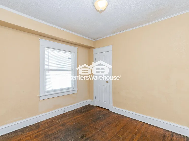 4038 Bellefontaine Ave — Photo 13
