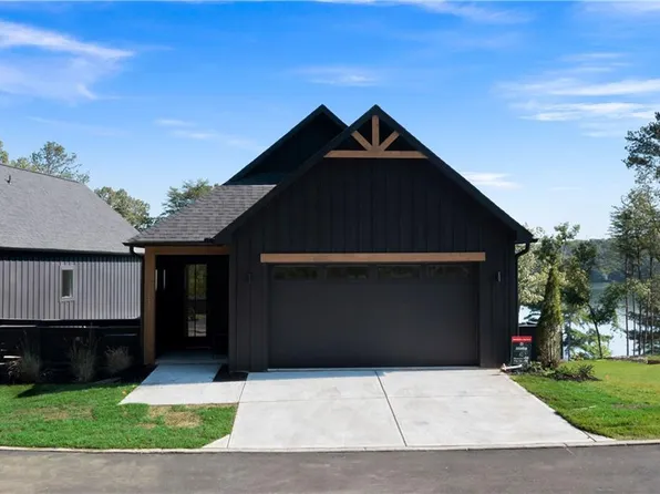 128 Marina Parc Dr, Waleska, GA 30183