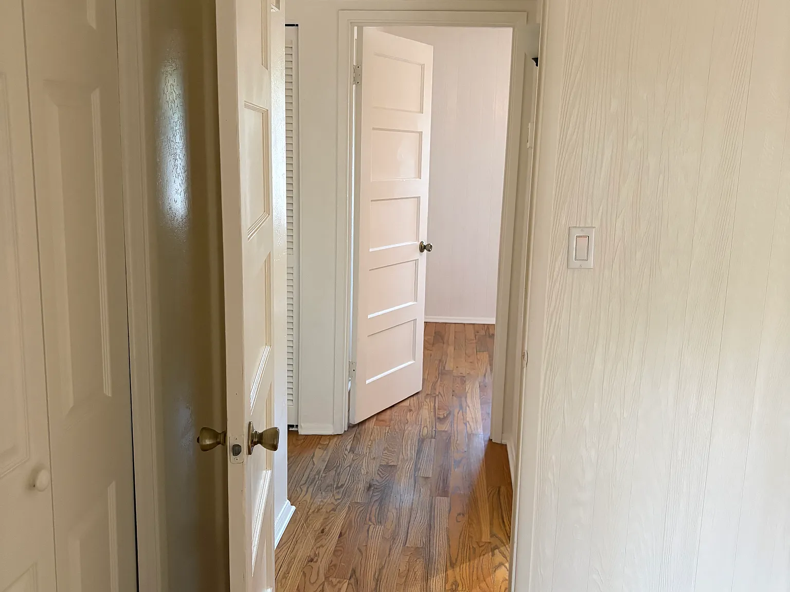 2 bed, 672 sqft, $1,200 — Photo 4