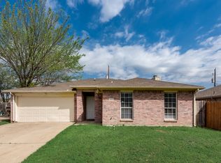 2312 Chris Ct, Grand Prairie, TX 75050