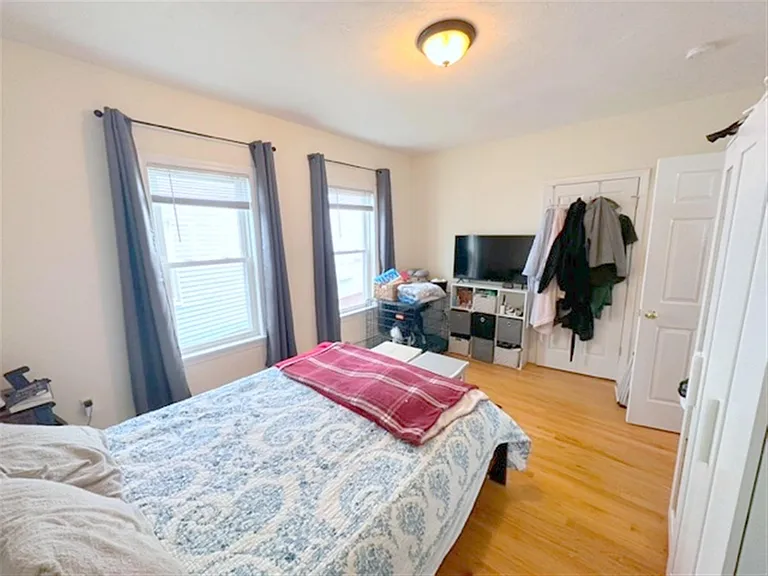 391 Columbia St #1 — Photo 3