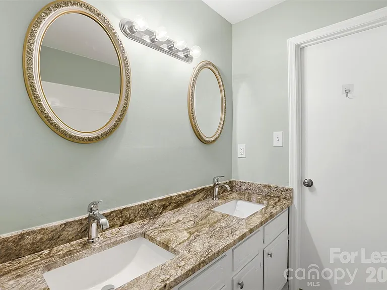 1440 Jodhpur Ct — Photo 13