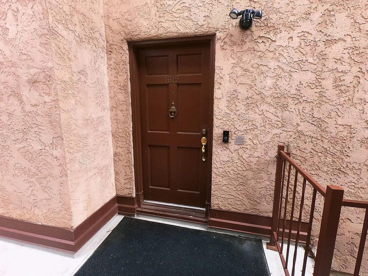 2-Story in Desireable Heritage Manor Condominiums — Photo 3