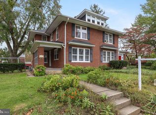 1055 Louise Ave, Lancaster, PA 17601