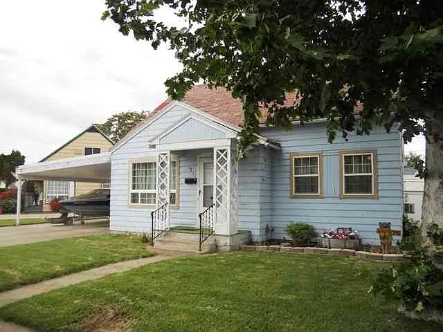 1211 Tacoma Ave photo 1