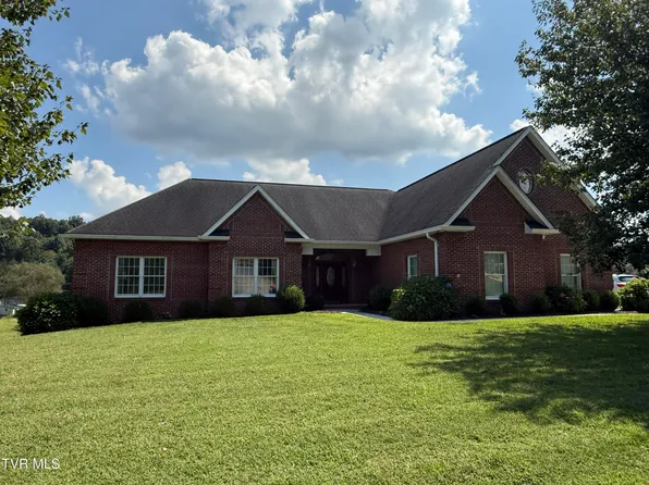 121 Sunnyfield Dr, Blountville, TN 37617