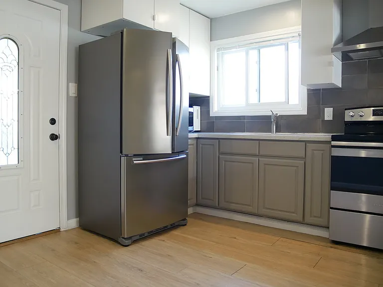 1109 Parker St #4 — Photo 4