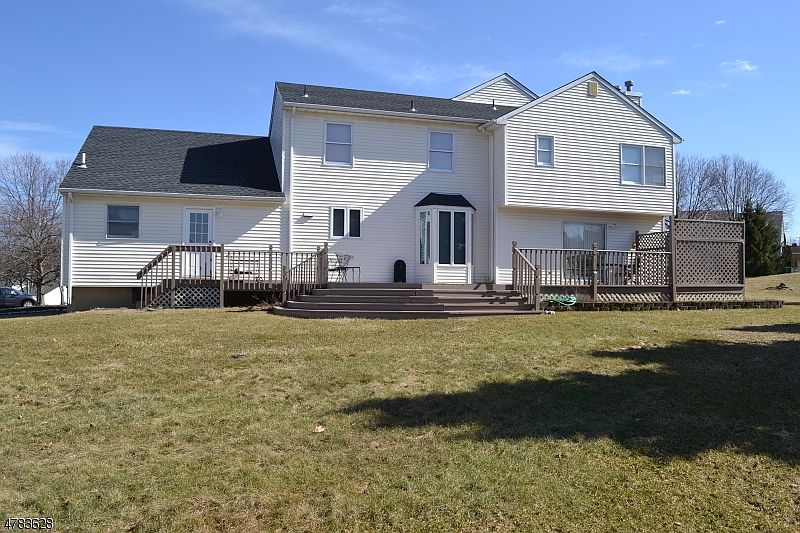 3 Sara Ln, Succasunna, NJ 07876 Zillow