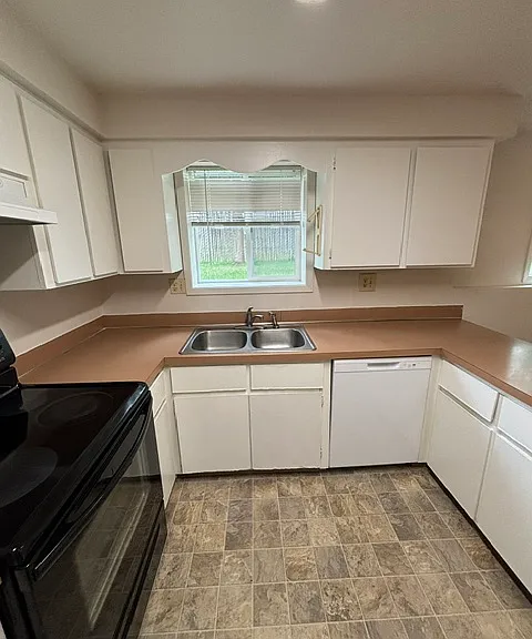 1818 E Burl Ave #1818 — Photo 2
