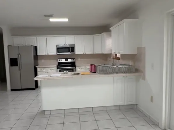 3640 NW 19th St, Miami, FL 33125