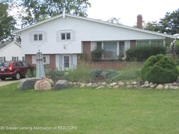 1122 S Clinton St, Charlotte, MI 48813