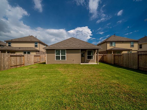 3rd image of 3543 Paganini Pl