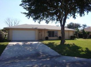 4098 Linden Ave, Palm Beach Gardens, FL 33410