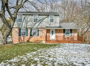 9052 Pine Heights Pl, Pittsburgh, PA