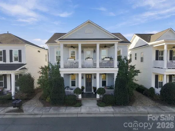 720 Loretto Ln, Fort Mill, SC 29715