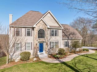 6 Northview Ter, Hooksett, NH 03106