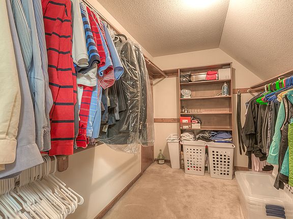 3rd image of 10808 W 105th St