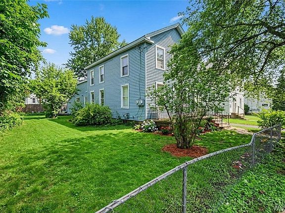 4th image of 149 Green St