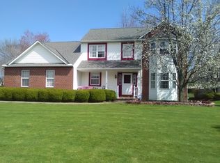 333 Woodbridge Gln, Richmond Heights, OH 44143