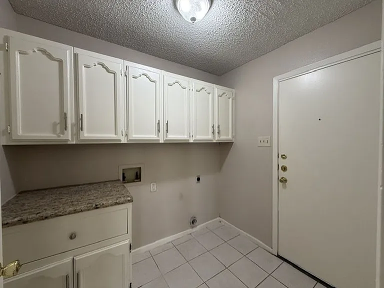 313 Potrero Ct — Photo 8