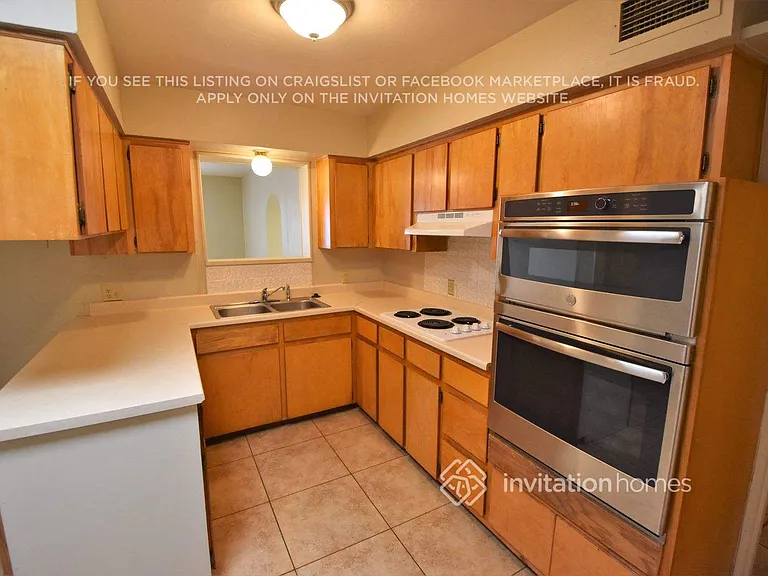 12801 N 112th Ave — Photo 6