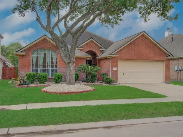 19623 Chestnut Brook Ct, Houston, TX 77084