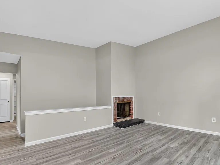 8116 Scotts Level Rd — Photo 19