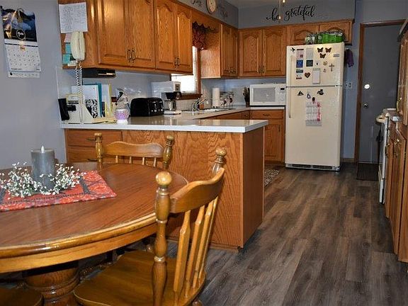 5th image of 1604 Lucia Ave