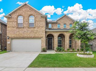 6824 Elm St, Rowlett, TX 75089