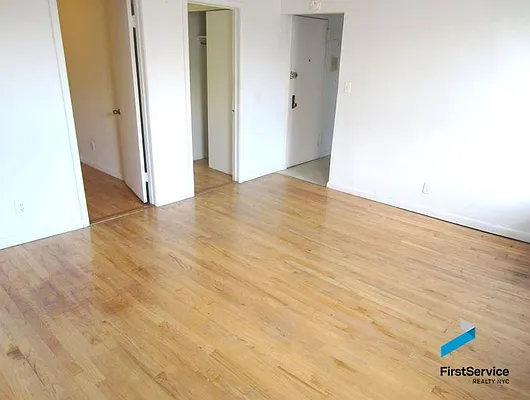 Rented by FirstService Realty (legacy) | media 18