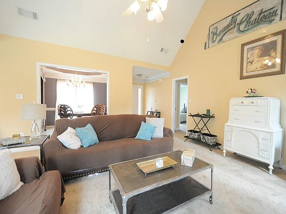 5th image of 125 Breakwater Way