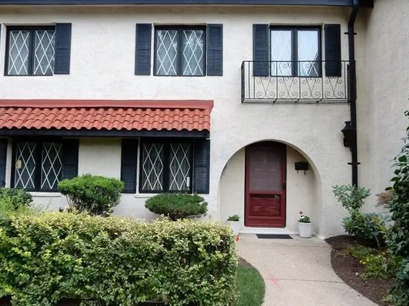 12 E Dorado Dr, Morristown, NJ 07960