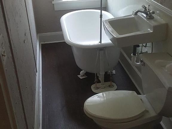 2nd image of 616 Highland St N APT 2