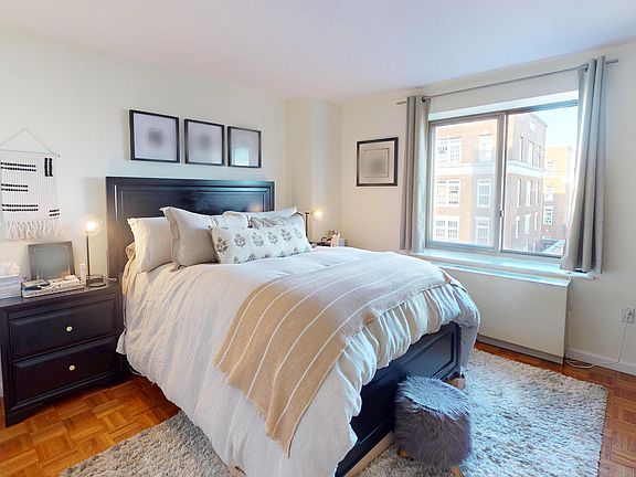 5th image of 300 W 135th St APT 6C