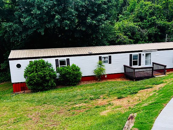 2nd image of 3649 Old Highway 441 N