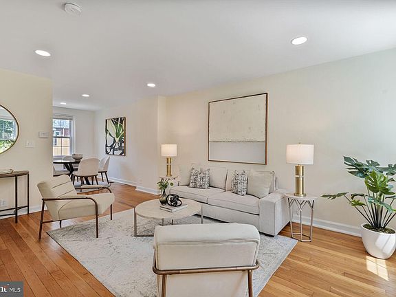 5th image of 3465 S Wakefield St