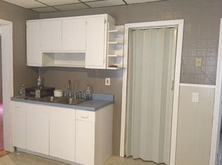 14 N Bridge St #2, Holyoke, MA 01040