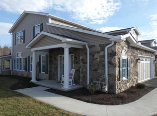 90 Wyndham Rd, Clarks Summit, PA 18411