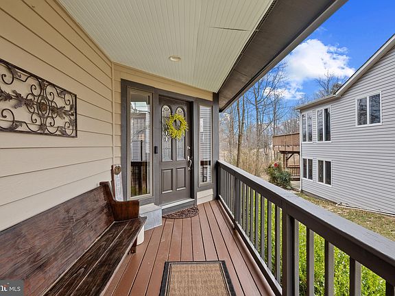 4th image of 1189 Bay Highlands Dr