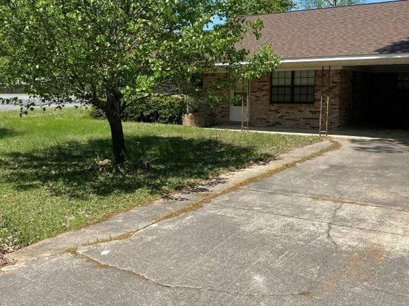 5503 Joneswood Dr, Pine Bluff, AR 71602