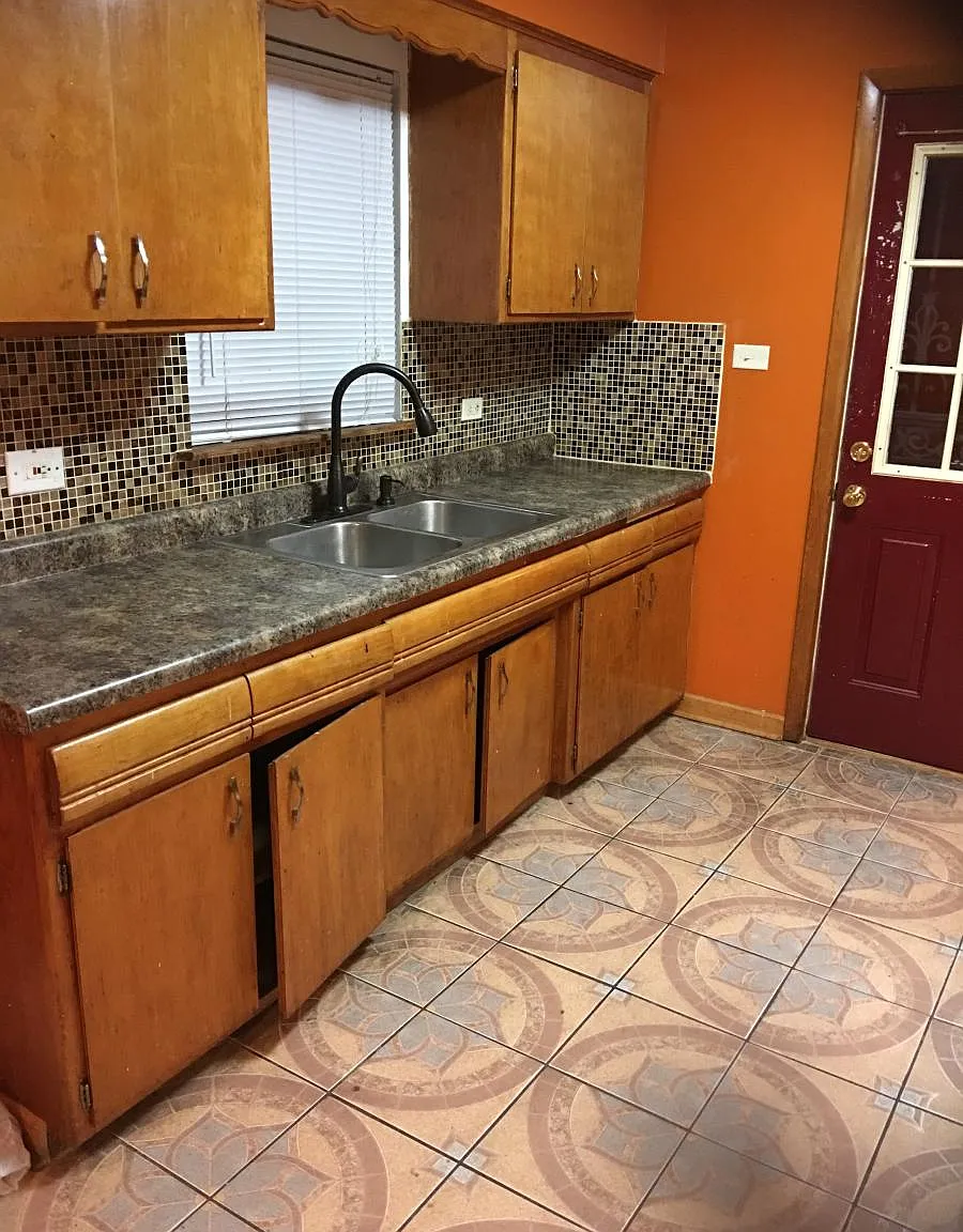 3 bed, 1.5 bath, 1251 sqft, $2,200 — Photo 4