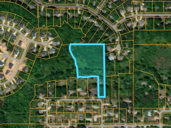 Valley View Ave, Holland, MI 49424