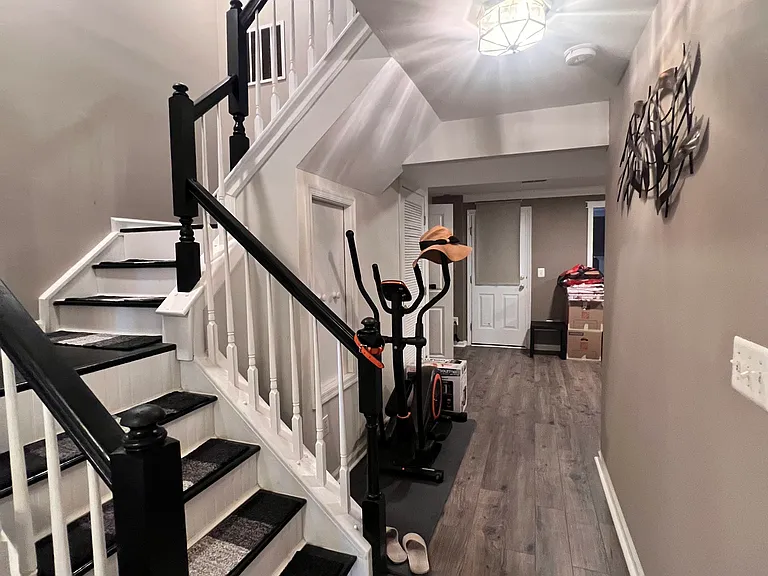 6314 Meadow Glade Ln — Photo 23