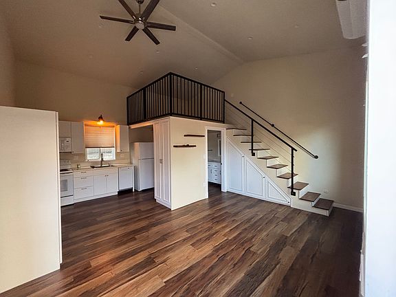 5th image of 4076 Oakwood Ave #1/2