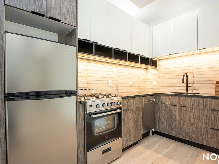 491 Evergreen Ave #3B — Photo 8