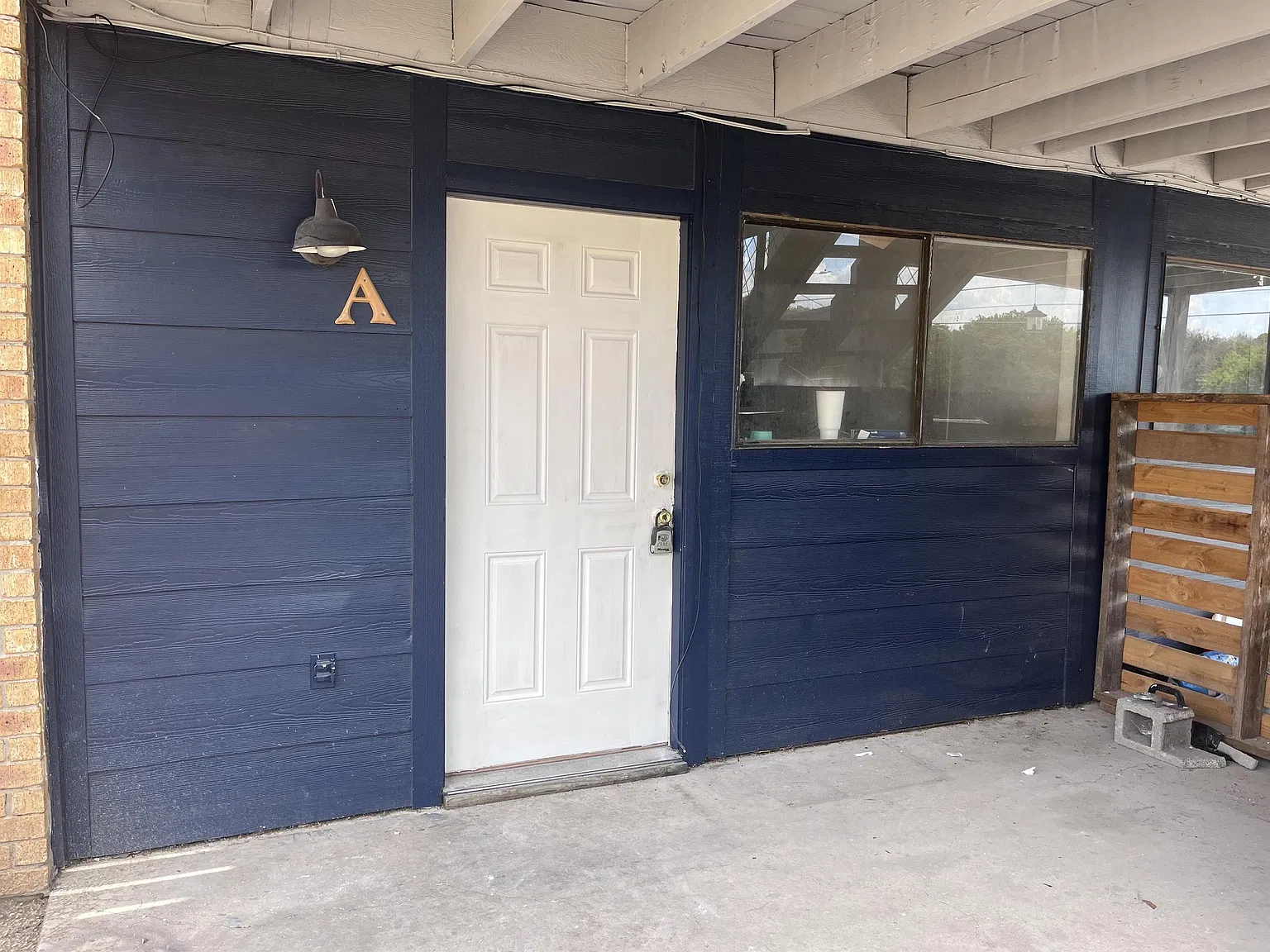 610 Bracewood - A — Photo 1