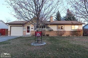1st image of 1302 Washburn Ave