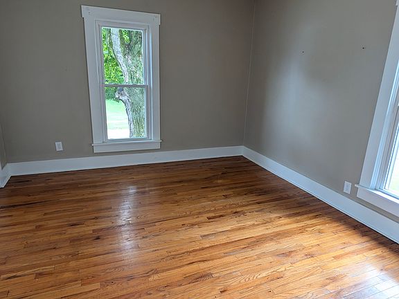 3rd image of 1431 Maiden Ln
