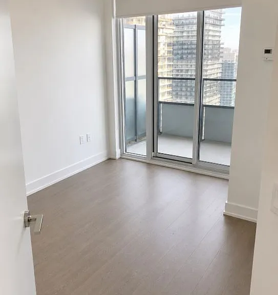20 Shore Breeze Dr #4306 — Photo 10