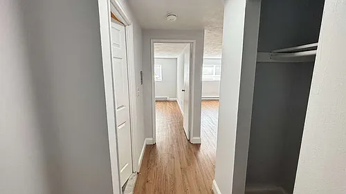 79 Arlington St Photo 1